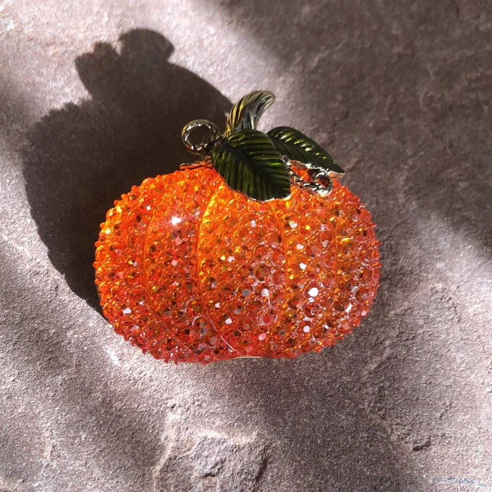 Pumpkin Brooch Pin GIVE THANKS